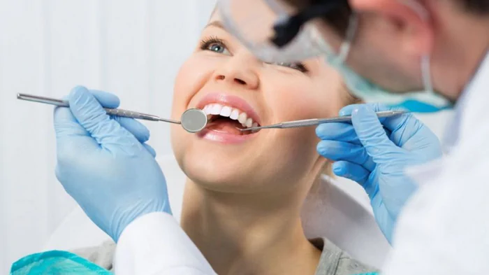 Стоматологія на Оболоні радить перевіряти стоматологічне здоров'я кожні пів року