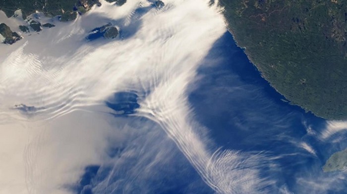 NASA сняли самые редкие облака на Земле (видео)