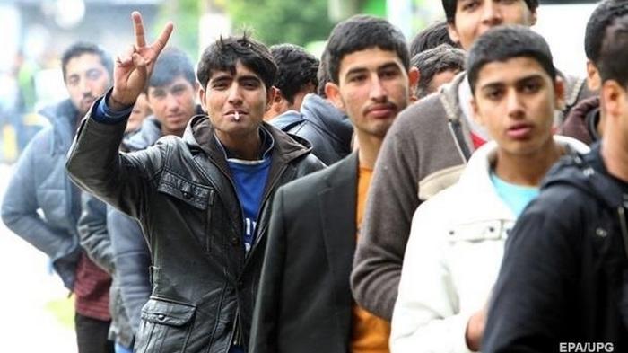 В Германии резко сократилось число ходатайств об убежище