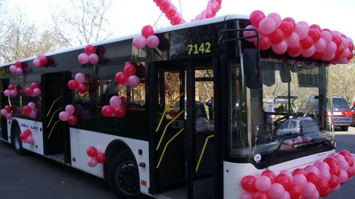 Аренда автобуса на свадьбу от 30 до 75 мест