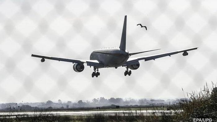Крупнейшие стоянки самолетов в Европе почти заполнены