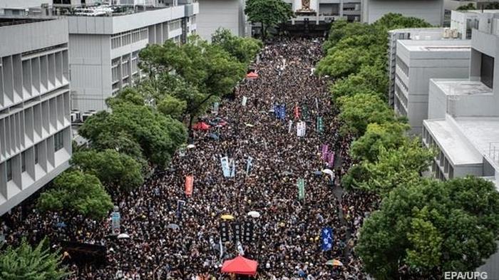 Тайвань заявил, что усилит помощь протестующим Гонконга