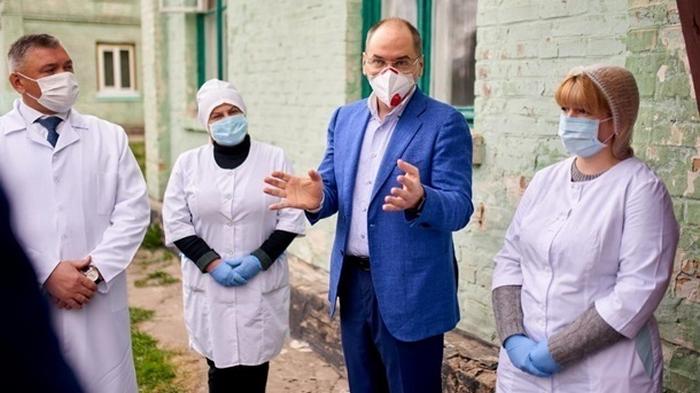 В Украине пять тысяч медиков заразились COVID-19