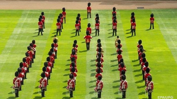 В Британии прошел парад в честь королевы (фото)