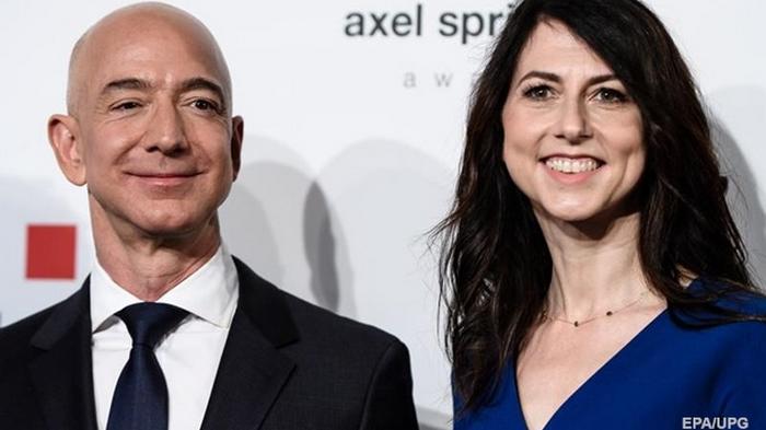 Бывшая жена главы Amazon стала самой богатой женщиной США