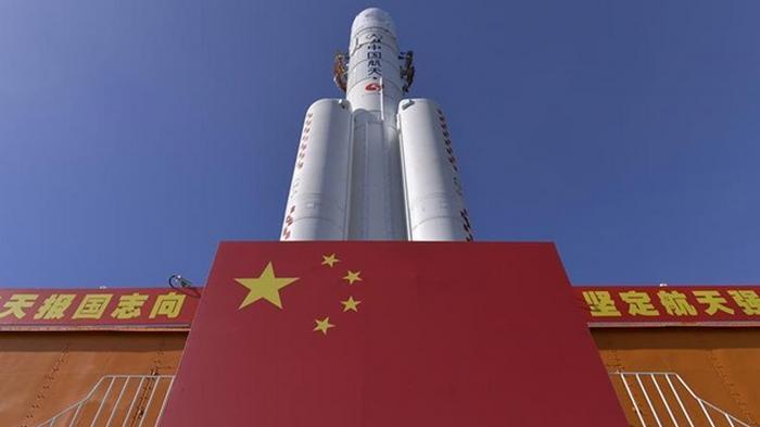 Китай подготовил ракету для запуска миссии на Марс