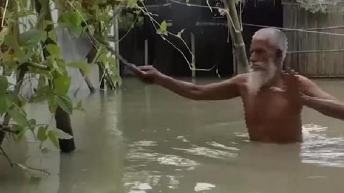 Треть Бангладеш ушла под воду (видео)