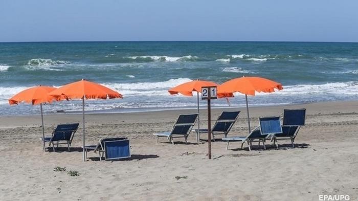 Названы пляжи Одессы, где нельзя купаться