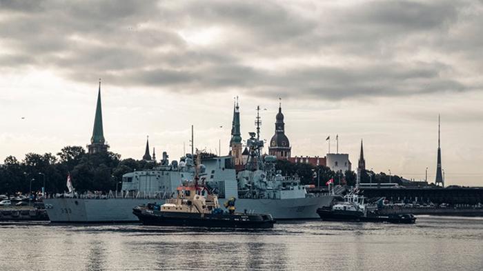 Первая постоянная группа флота НАТО прибыла в Латвию
