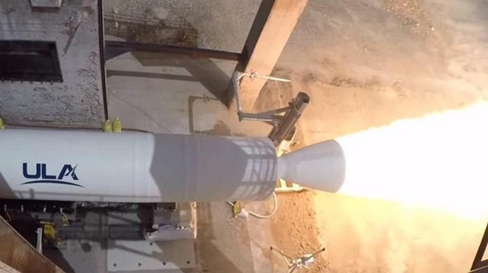 В США испытали ракетный ускоритель (видео)
