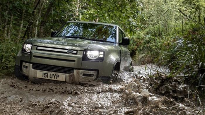 Land Rover представил новый гибридный внедорожник (фото)