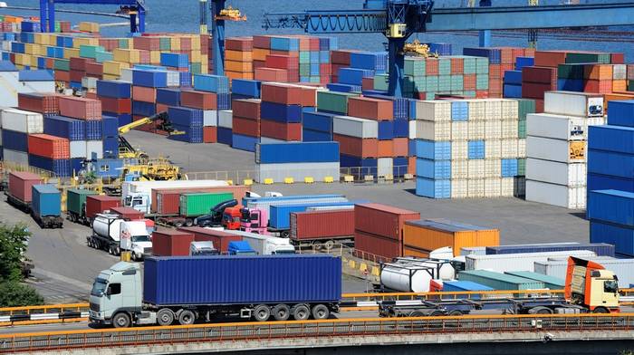 Таможенное оформление грузов: импорт и экспорт