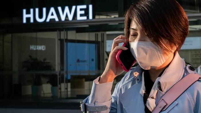 Смартфоны Huawei массово скупают – в чем причина