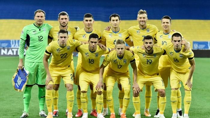 Матчи сборной Украины в Киеве разрешили проводить со зрителями