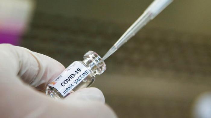 В Европе начинается сертификация немецкой вакцины