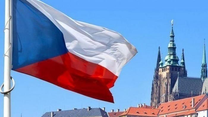 Чехия до конца месяца вводит жесткий карантин