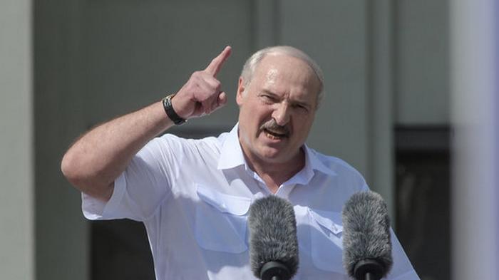 Беларусь становится ядерной державой – Лукашенко
