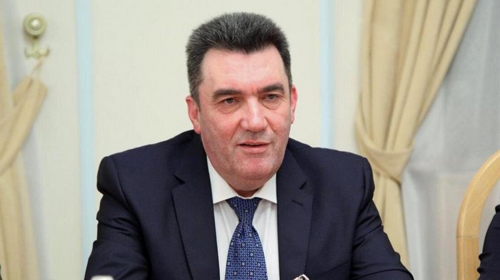 Данилов назвал оптимистический сценарий развития ситуации с COVID-19 в Украине