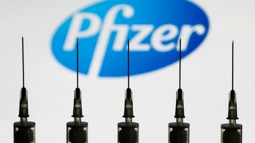 Вакцину Pfizer намерены внести в экстренный список