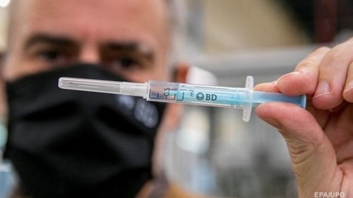Канада одобрила использование COVID-вакцины от Pfizer