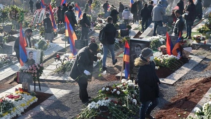 Во время эскалации в Карабахе погибли 60 мирных жителей