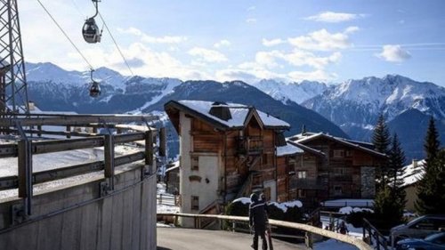В Швейцарии сотни британцев сбежали из-под карантина