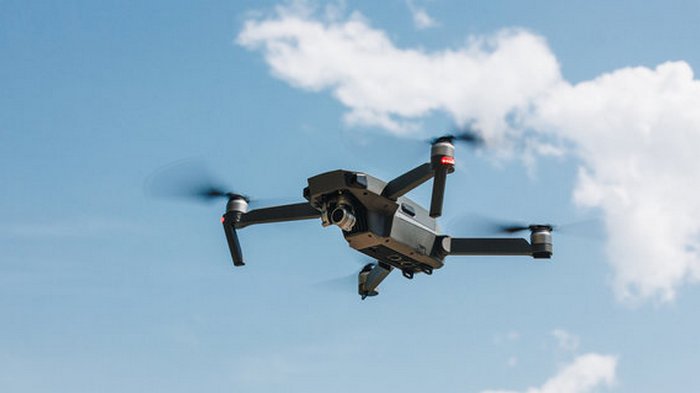 В США упростят коммерческую доставку дронами, разрешив полеты над людьми