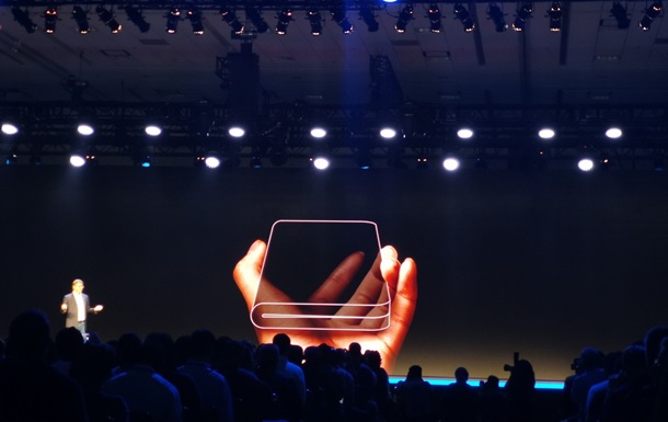 «Смартфон будущего» от Samsung: названа вероятная цена