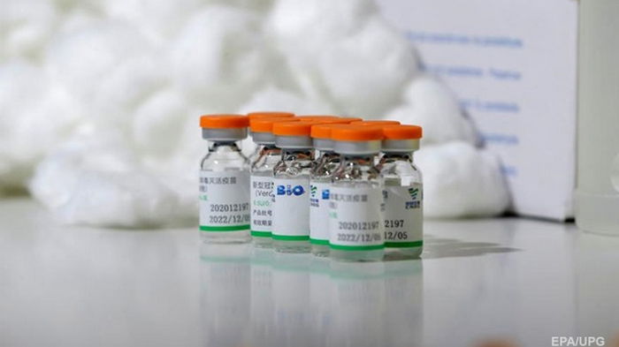 Венгрия первой в ЕС одобрила китайскую COVID- вакцину