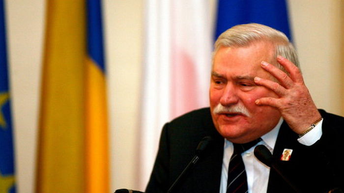 Лучше всего чувствую себя электриком: Экс-президент Польши ищет себе работу на пенсии