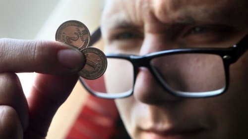 Почему у украинцев маленькие пенсии: экономист назвал главную причину