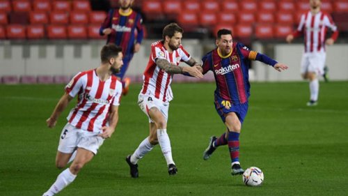 Юбилейный гол Месси помог Барселоне одолеть Атлетик