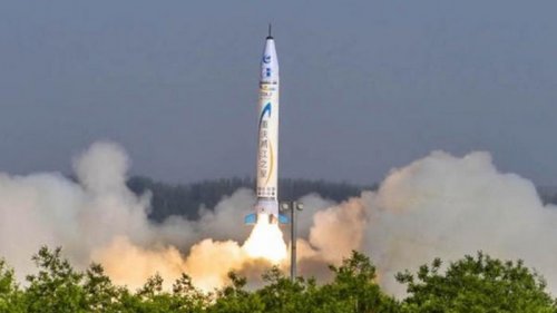В Китае частная компания запустила суборбитальную ракету
