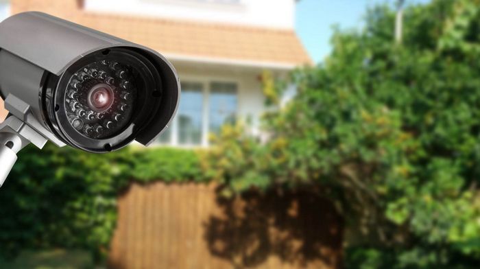 Уличное видеонаблюдение для частного дома: почему стоит  камеру .