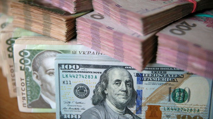 Доллар в Украине больше не лихорадит. Чего ждать от курса в начале марта?