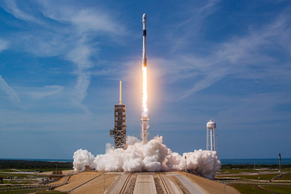 Компании SpaceX разрешили запустить 11943 спутника