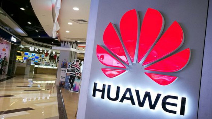 Huawei будет требовать роялти у Apple и Samsung