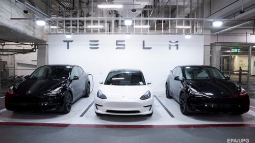 Tesla снижает стоимость электрокаров