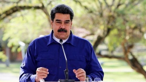 COVID-фейки: Facebook заблокировал аккаунт президента Венесуэлы