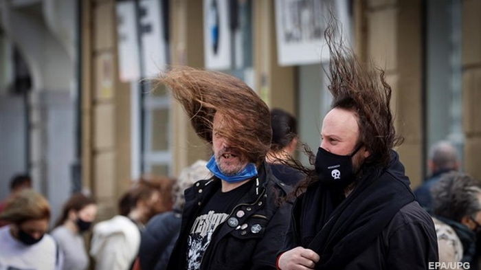 В Киеве и области ожидается сильный ветер