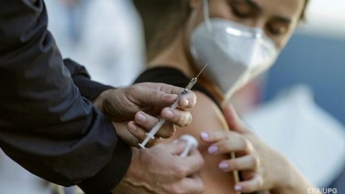 В ЕС сделали 150 млн прививок от коронавируса
