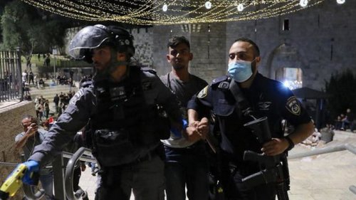 В Иерусалиме на Храмовой горе произошли столкновения: пострадали более 160 человек