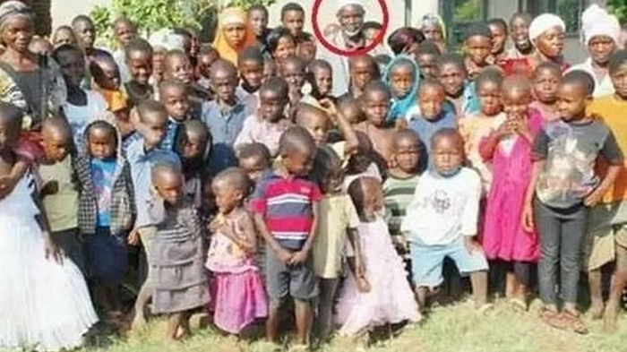 В Зимбабве мужчина стал отцом 151 ребенка от 16 жен