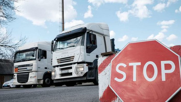 Для грузовиков вводят ограничения с 1 июня