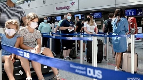 ЕС откроет границы для вакцинированных туристов