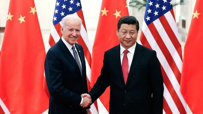 Байден: Си Цзиньпин уверен, что Китай будет владеть США через 10-15 лет