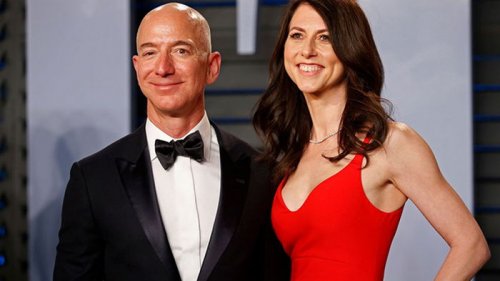 Бывшая жена основателя Amazon отдала на благотворительность $2,7 млрд