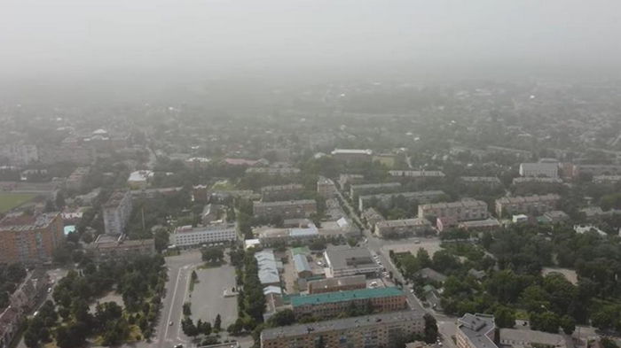 Небо Украины затянула пылевая завеса (видео)