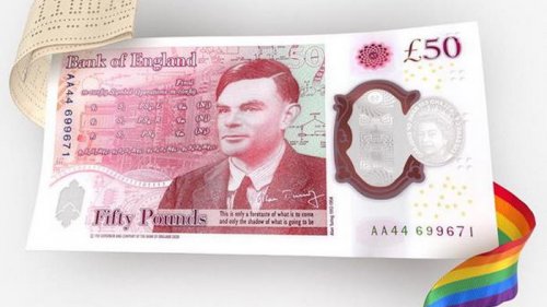 Великобритания выведет из обращения бумажные банкноты