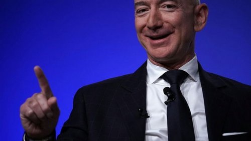 После ухода с Amazon Безос разбогател на $11 млрд